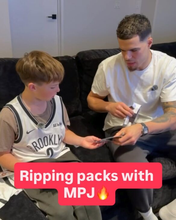 Ripped some packs with MPJ in Brooklyn during our charity interview. 🤝 #sportscards #nba #rip